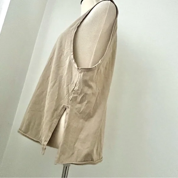 ☀️(A359) NEW Hot Shot Relaxed Sleeveless Top. Tan. Size: Medium - Picture 6 of 14